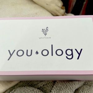 Younique You.ology face cleaning kit